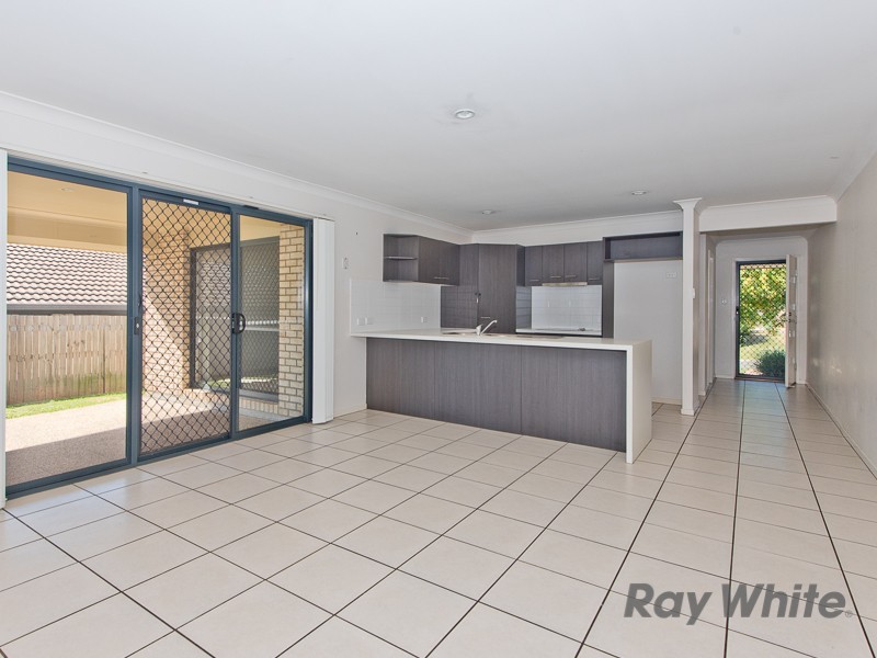 19 Mikaela Court, Kallangur QLD 4503