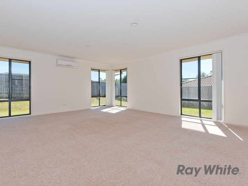19 Mikaela Court, Kallangur QLD 4503