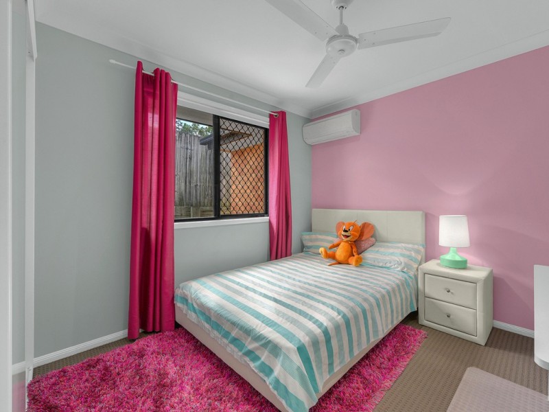 15 Valencia Court, Eatons Hill QLD 4037