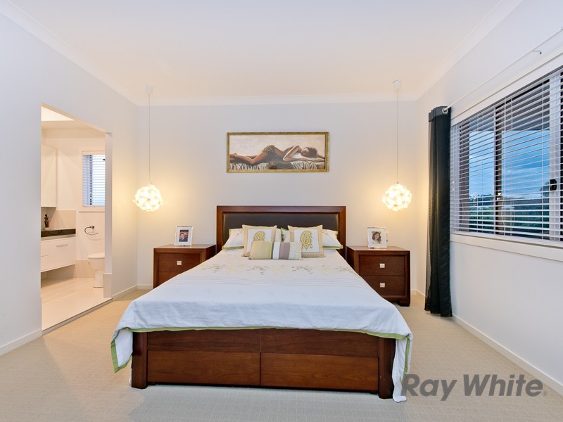 27 Ballyalla Crescent, Warner QLD 4500