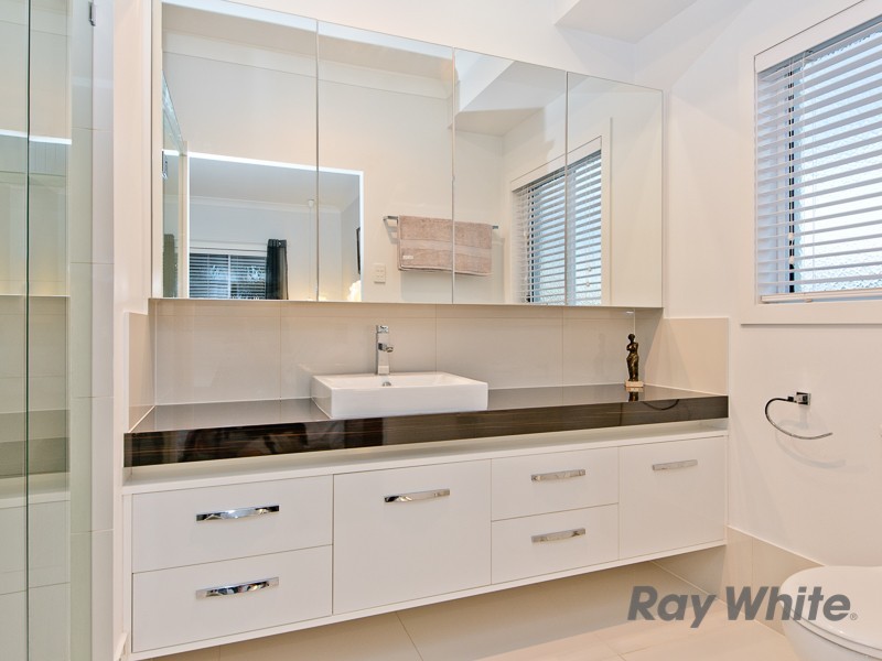 27 Ballyalla Crescent, Warner QLD 4500