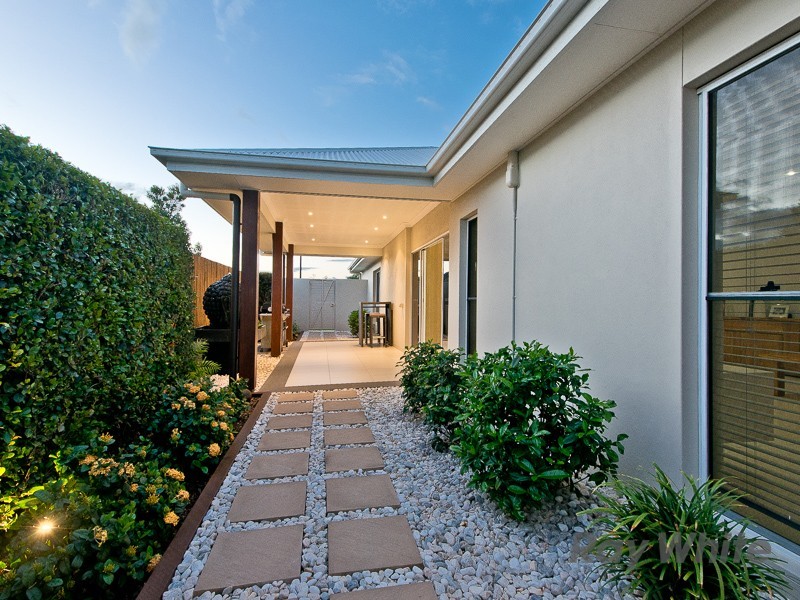 27 Ballyalla Crescent, Warner QLD 4500