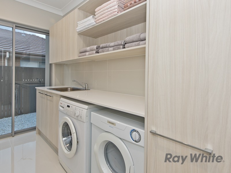 18 Como Circuit, Warner QLD 4500