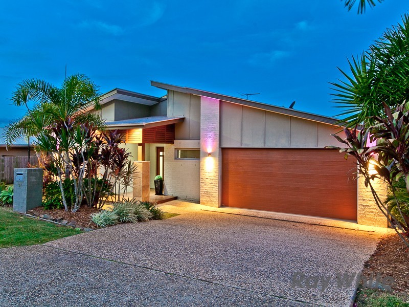 27 Barambah Circuit, Warner QLD 4500