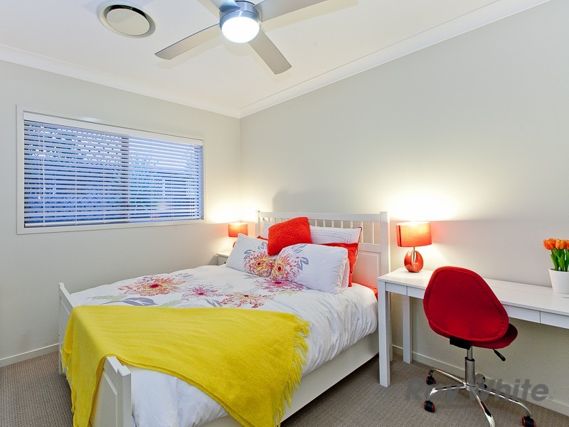 27 Barambah Circuit, Warner QLD 4500