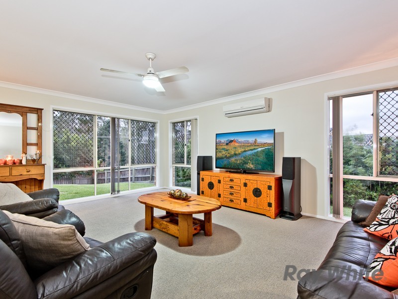 18 Lacewood Circuit, Warner QLD 4500
