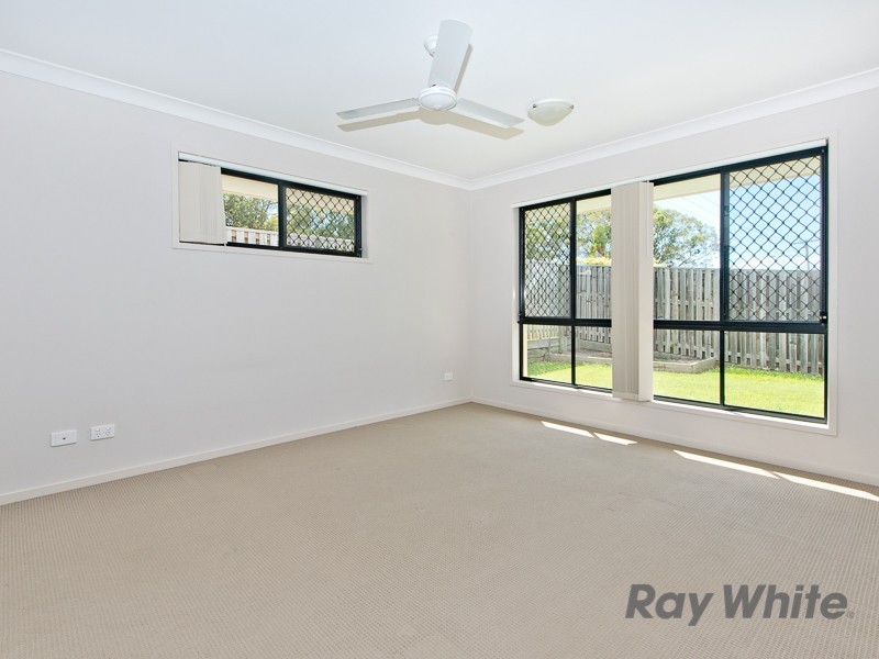 7 Roland Court, Kallangur QLD 4503