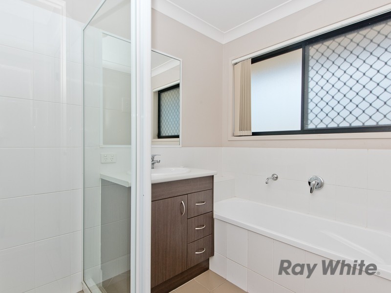 7 Roland Court, Kallangur QLD 4503