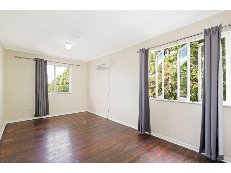 51 Samsonvale Road, Strathpine QLD 4500