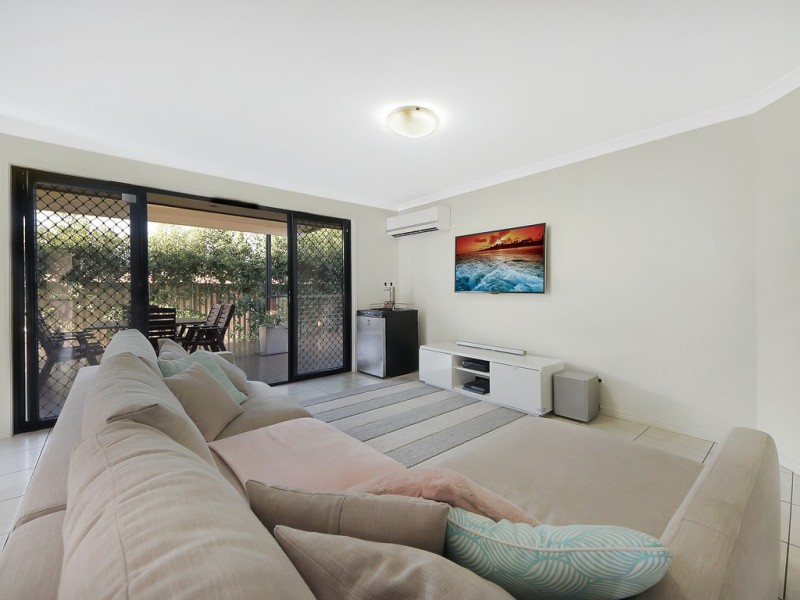 4 Fenton Close, Warner QLD 4500