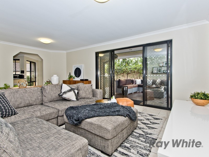 4 Fenton Close, Warner QLD 4500