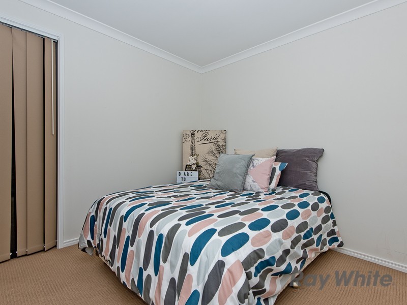 4 Fenton Close, Warner QLD 4500