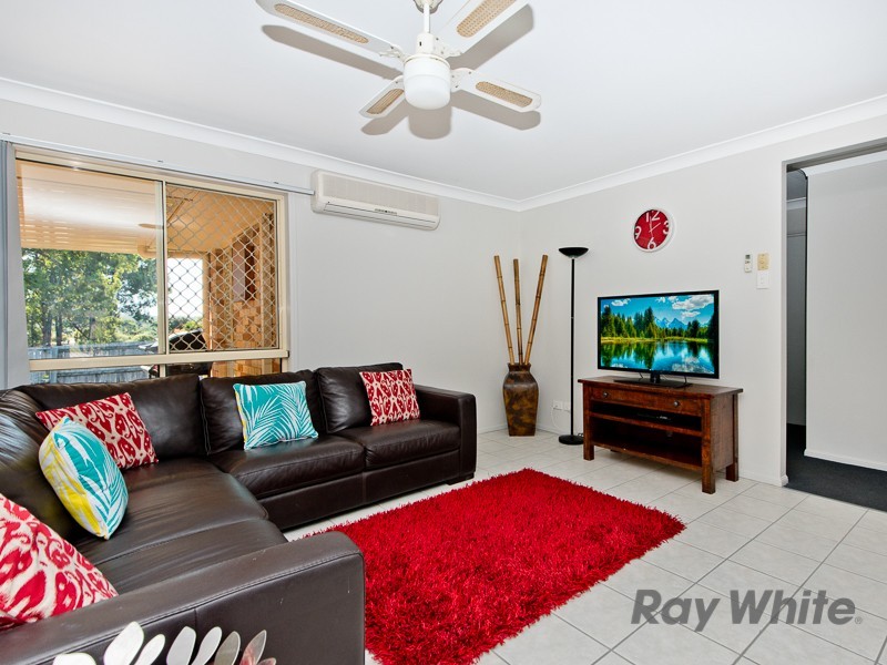 34 Blue Mountain Crescent, Warner QLD 4500