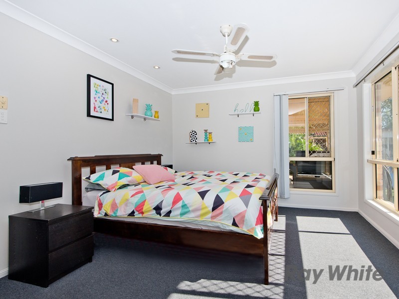 34 Blue Mountain Crescent, Warner QLD 4500