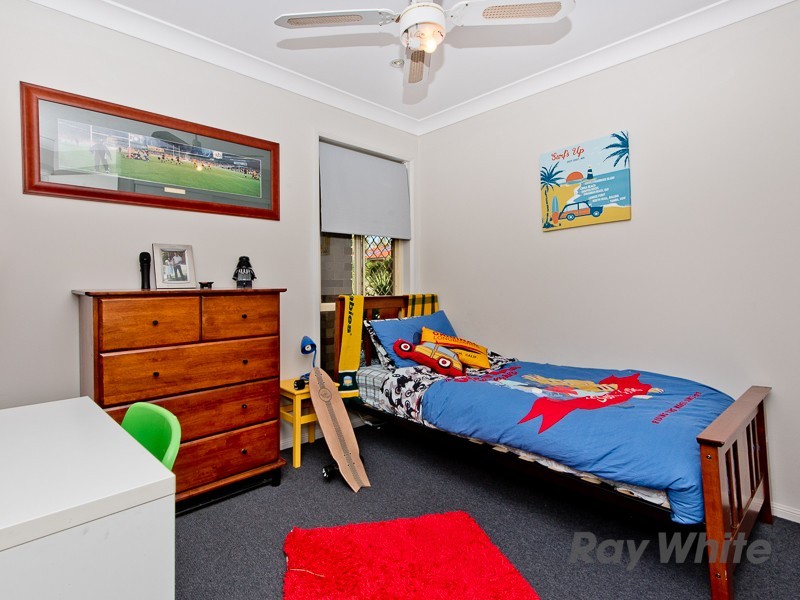 34 Blue Mountain Crescent, Warner QLD 4500