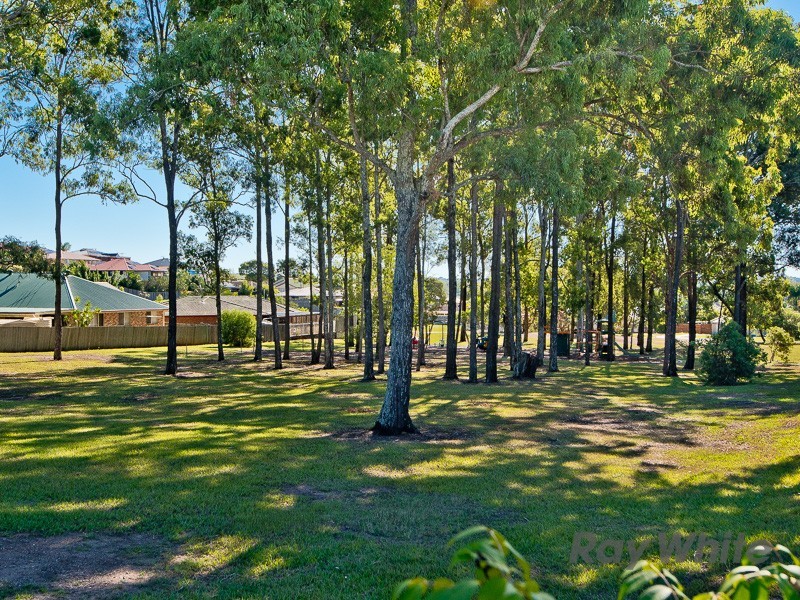 34 Blue Mountain Crescent, Warner QLD 4500