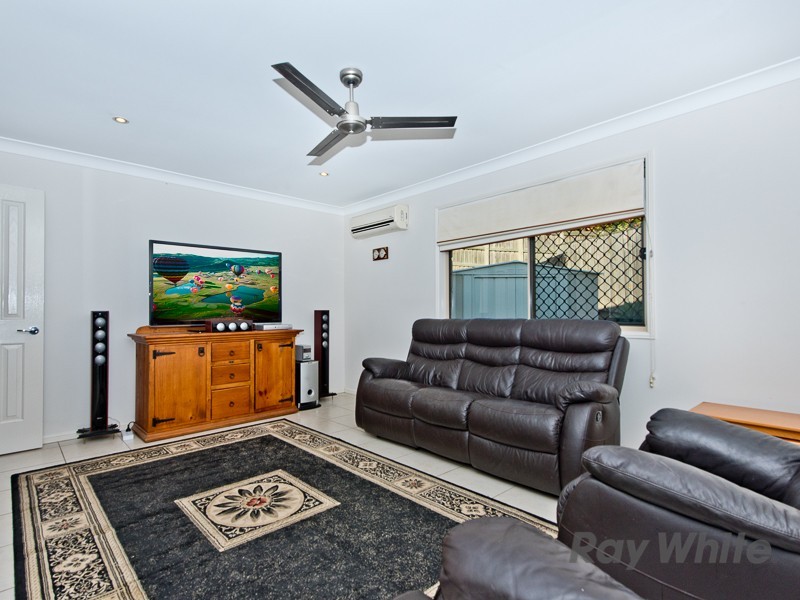 14 Stone Brook Court, Cashmere QLD 4500