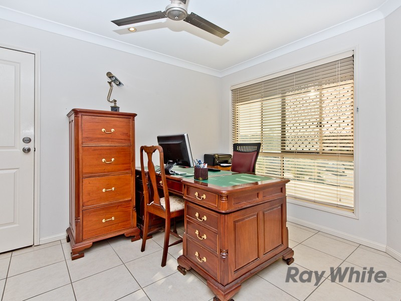 14 Stone Brook Court, Cashmere QLD 4500