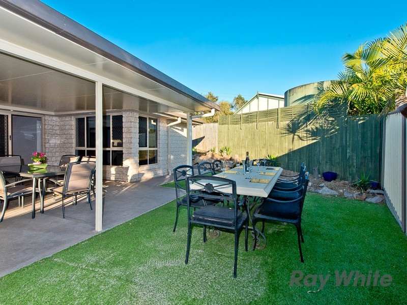 14 Stone Brook Court, Cashmere QLD 4500