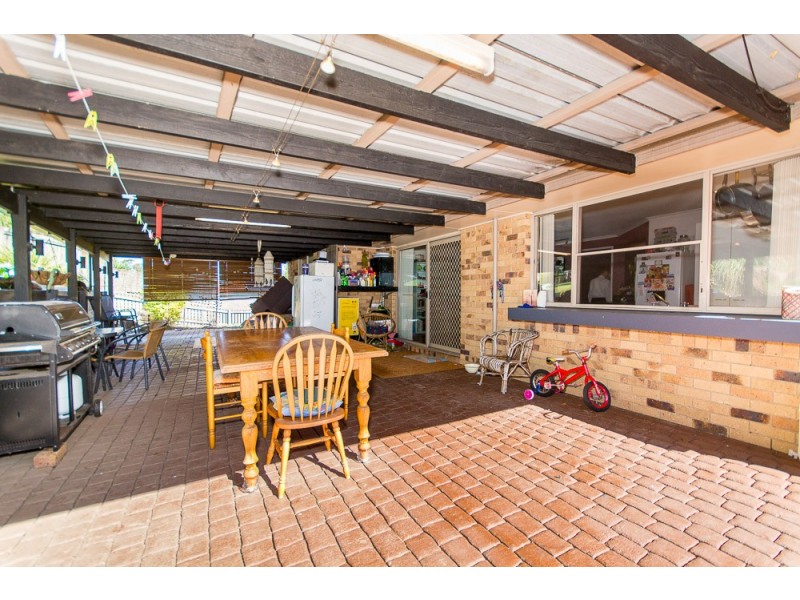 46 Eucumbene Drive, Petrie QLD 4502