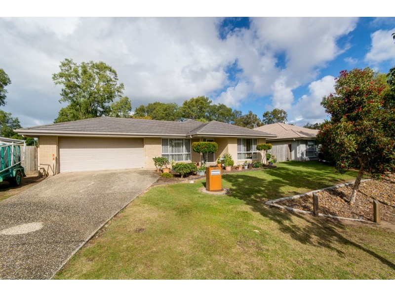 11 Coffey Court, Beachmere QLD 4510