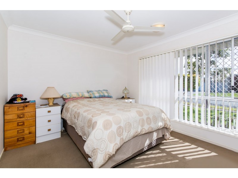 11 Coffey Court, Beachmere QLD 4510