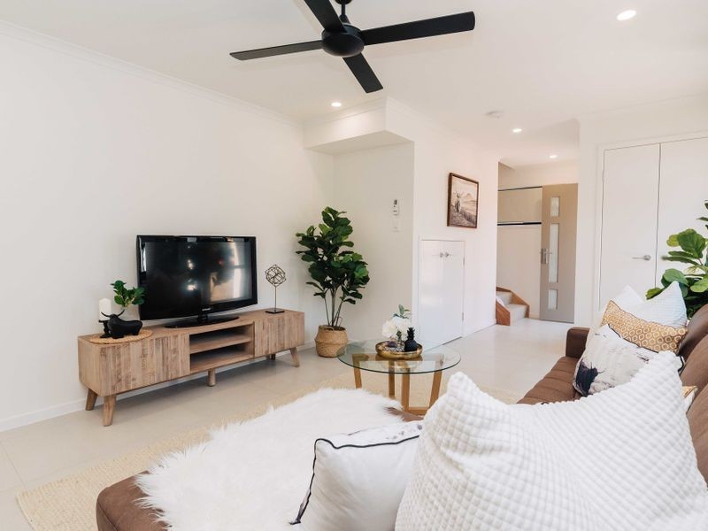 9/100 Spitfire Avenue, Strathpine QLD 4500