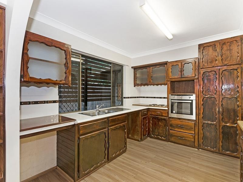 32 Robert Towns Crescent, Condon QLD 4815