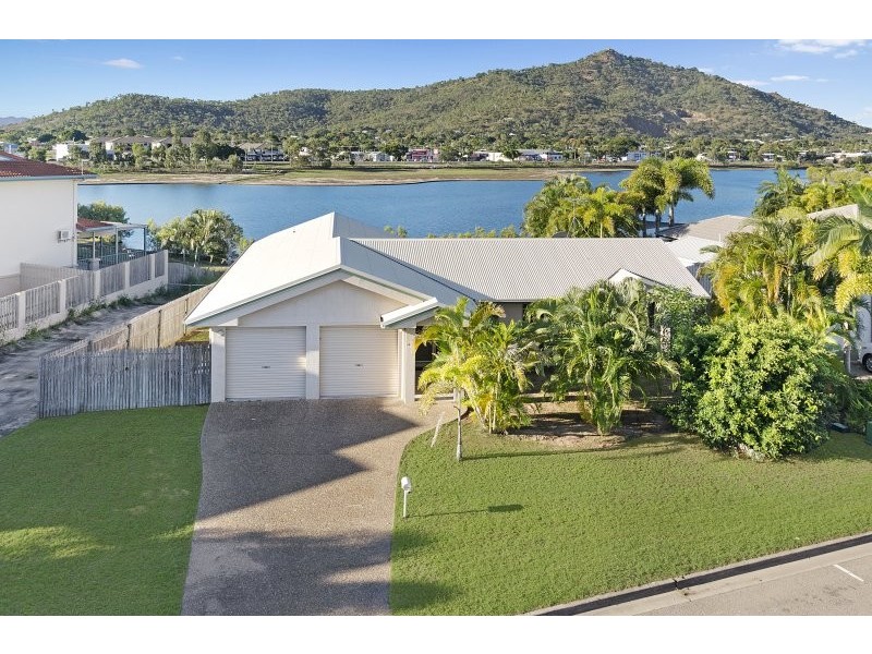 34-36 Martinez Avenue, West End QLD 4810