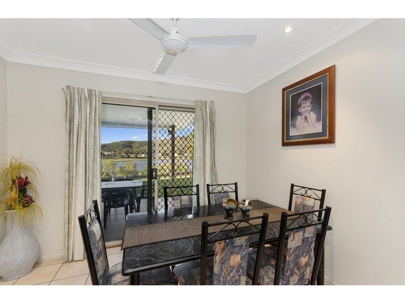 34-36 Martinez Avenue, West End QLD 4810