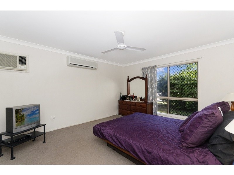 34-36 Martinez Avenue, West End QLD 4810