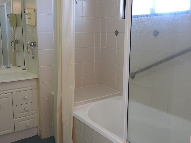 12/59 The Strand, North Ward QLD 4810