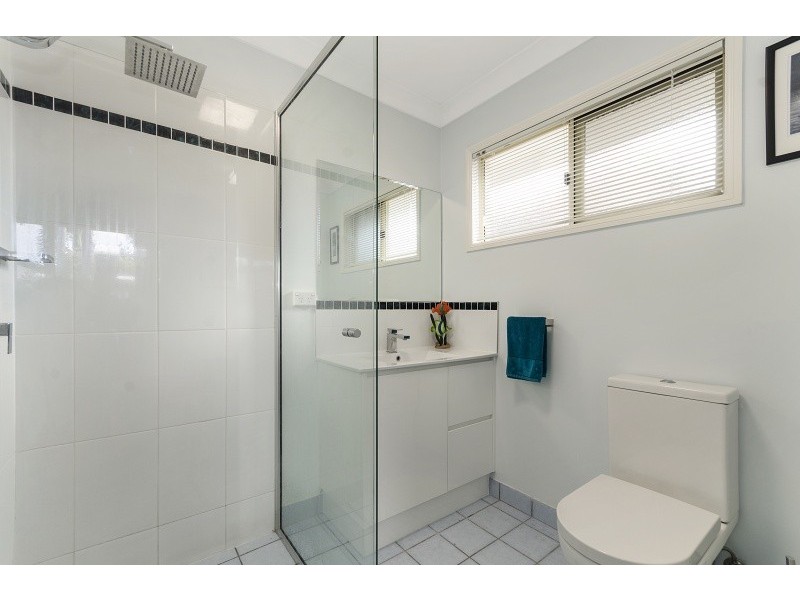 4 Lakeview Court, Kirwan QLD 4817