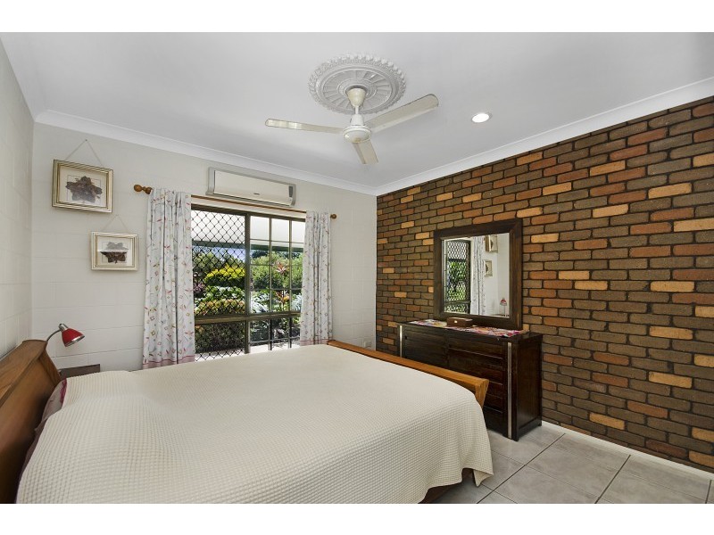 136 Toolakea Beach Road, Bluewater QLD 4818