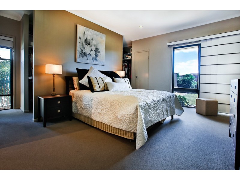 19 Apple Gum Avenue, Mount Low QLD 4818