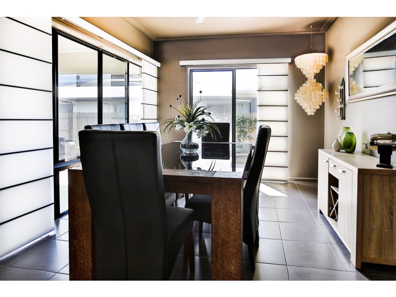 19 Apple Gum Avenue, Mount Low QLD 4818