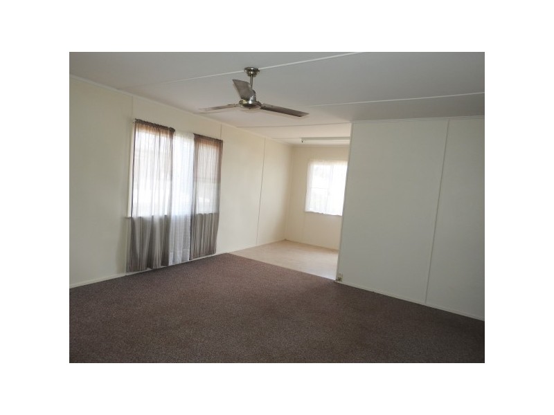 12 Crocker Street, Heatley QLD 4814