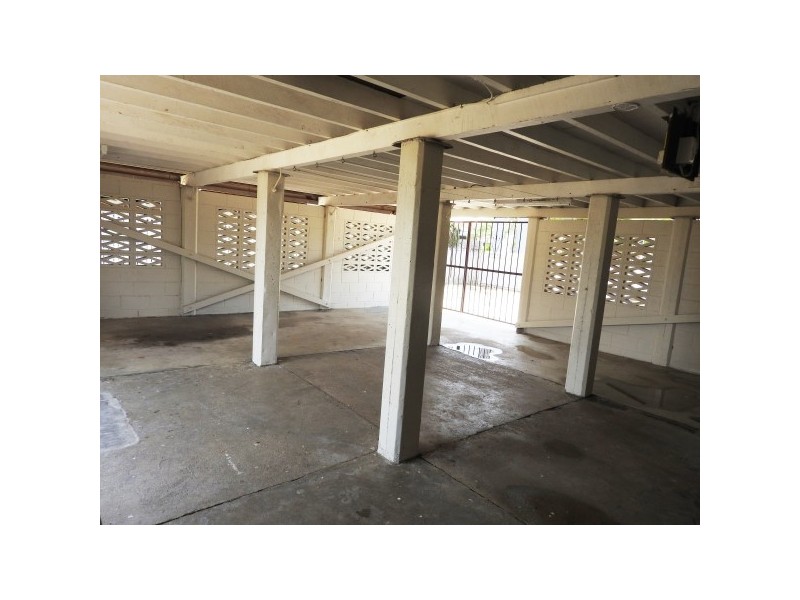 12 Crocker Street, Heatley QLD 4814