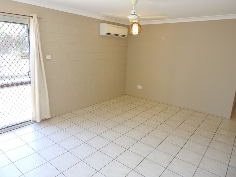 548 Ross River Road, Cranbrook QLD 4814