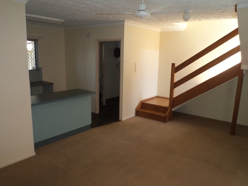 14/7-13 McIlwraith Street, South Townsville QLD 4810