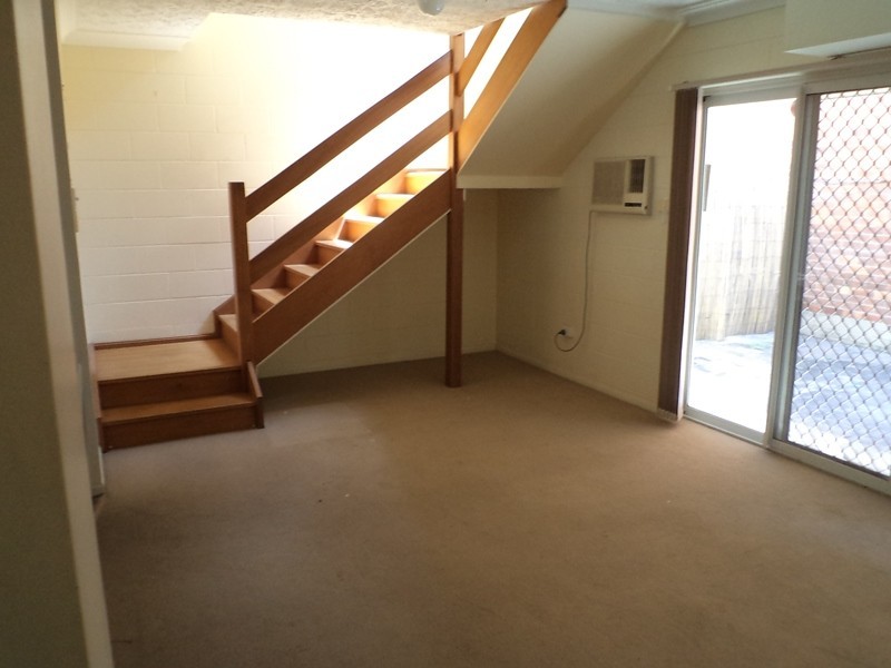 14/7-13 McIlwraith Street, South Townsville QLD 4810