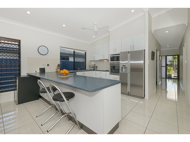 16 Waterstone Terrace, Idalia QLD 4811