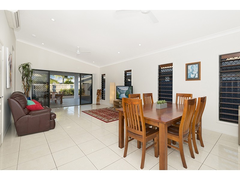 16 Waterstone Terrace, Idalia QLD 4811