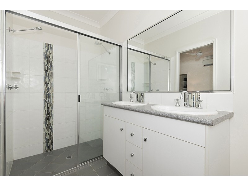 16 Waterstone Terrace, Idalia QLD 4811