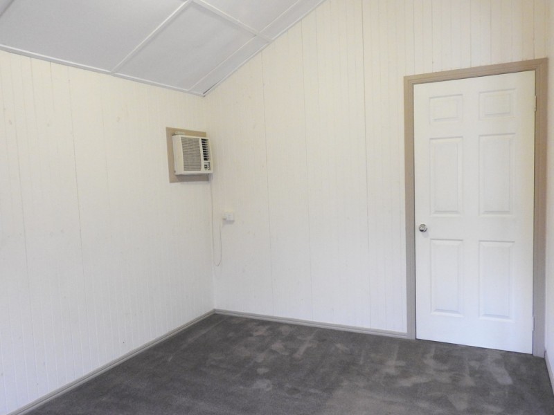 1/18 Clayton Street, Hermit Park QLD 4812