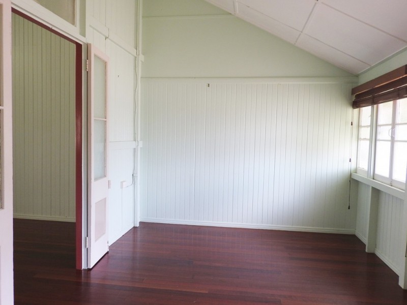 1/18 Clayton Street, Hermit Park QLD 4812