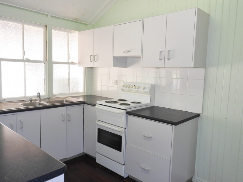 1/18 Clayton Street, Hermit Park QLD 4812