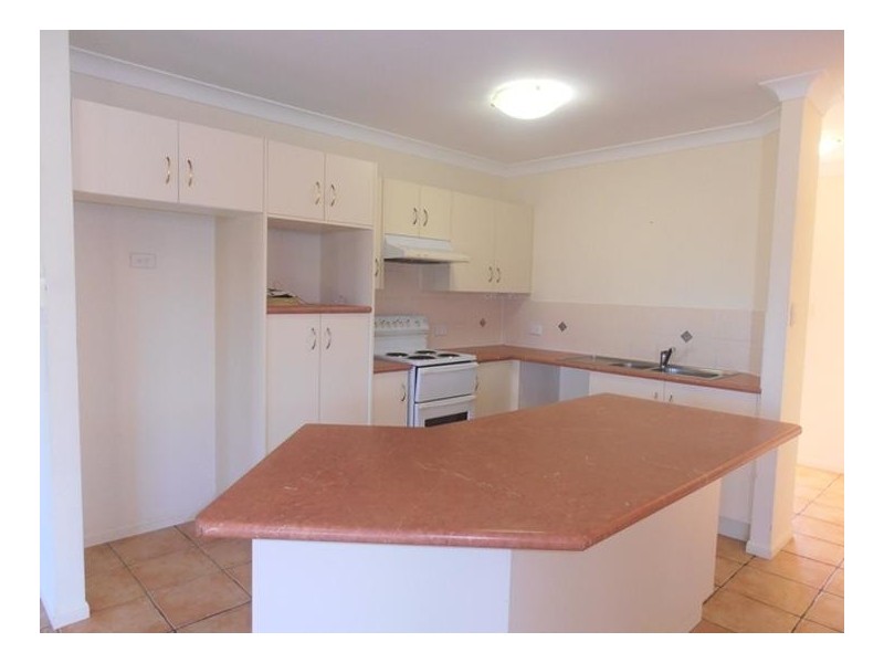 13 Kinnardy Street, Burdell QLD 4818