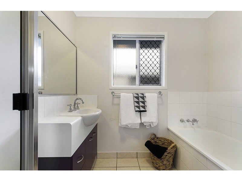 30 Marchwood Avenue, Kirwan QLD 4817