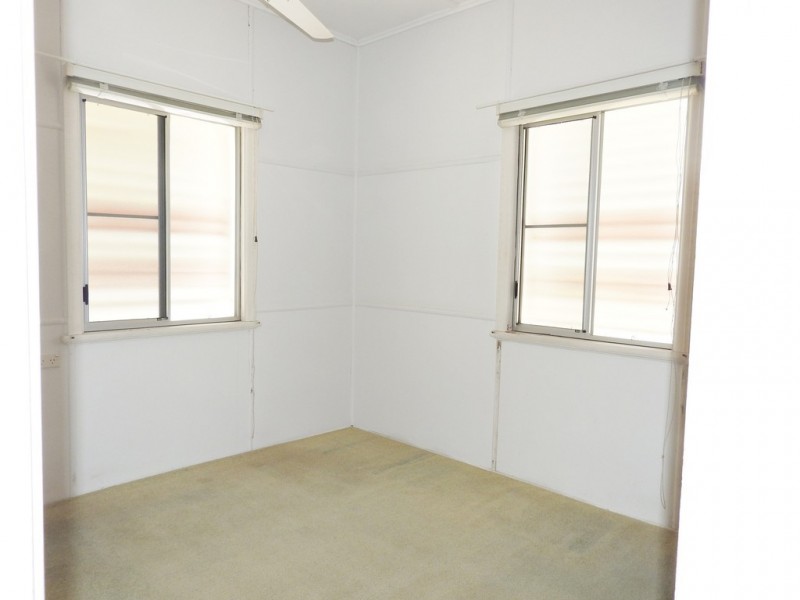 41 Howlett Street, Currajong QLD 4812